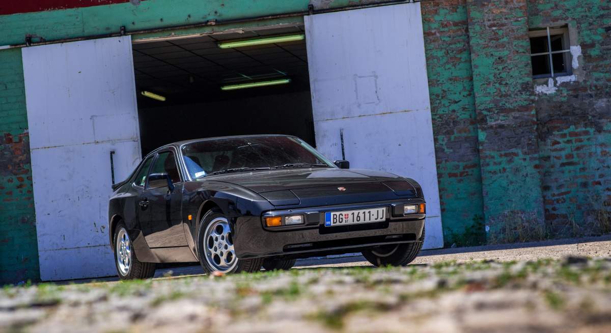 porsche-944-negro-istock.jpg