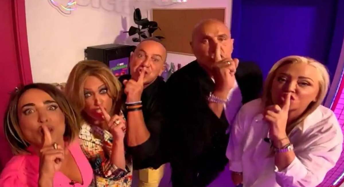 Ni que fuéramos Shhh