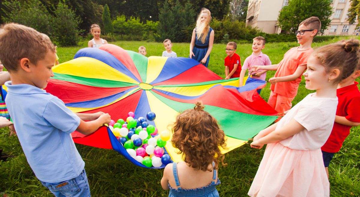 Niños jugando