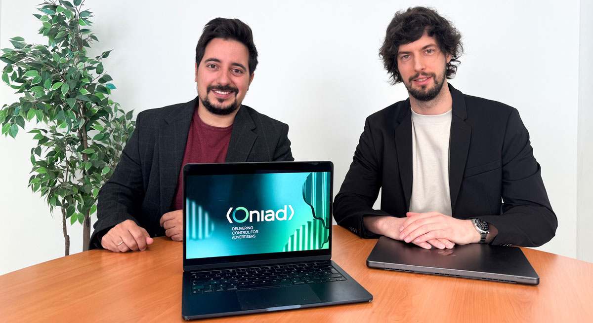 De izquierda a derecha Javier Martínez y Victor Garrido, fundadores de Oniad