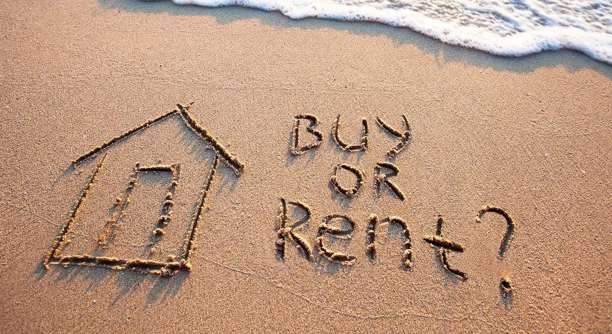 Alquilar o comprar sobre la arena del mar