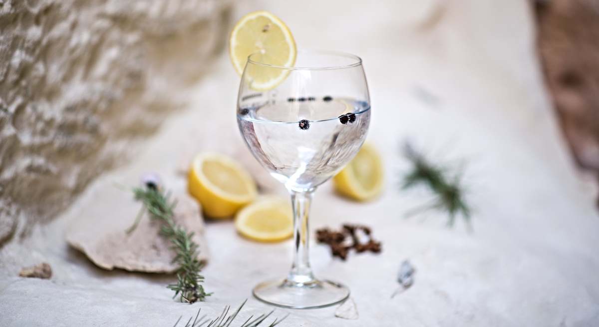 Un gin tonic elaborado con ginebra de Menorca