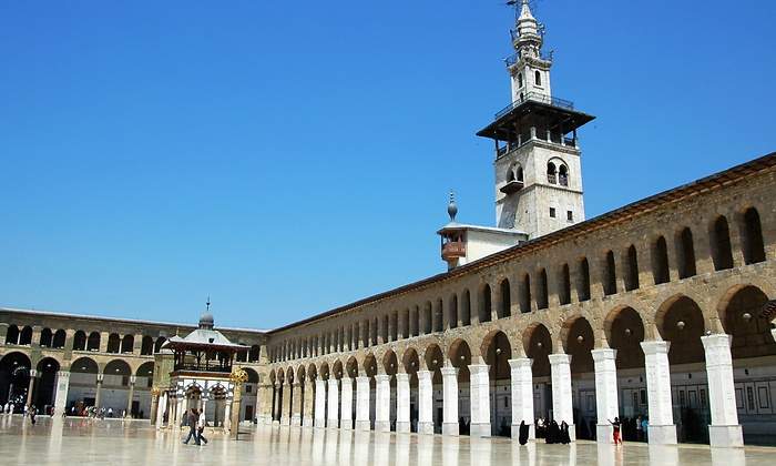 gran-mezquita-de-damasco-dreamstime.jpg