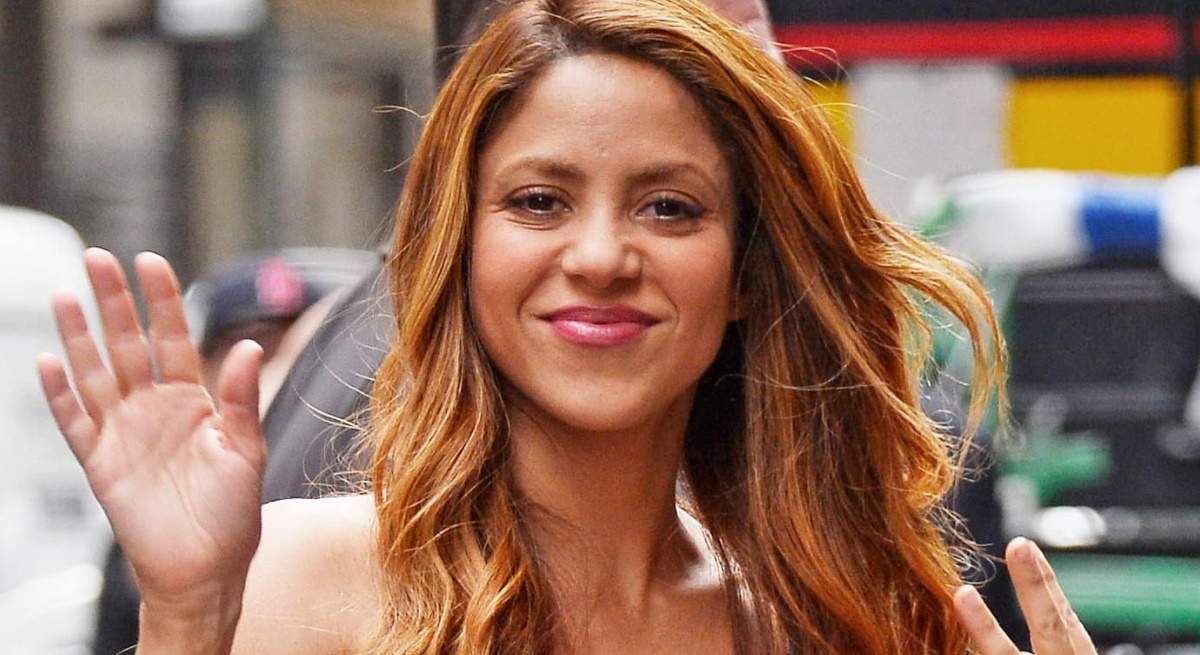 shakira-adios-1200.jpg