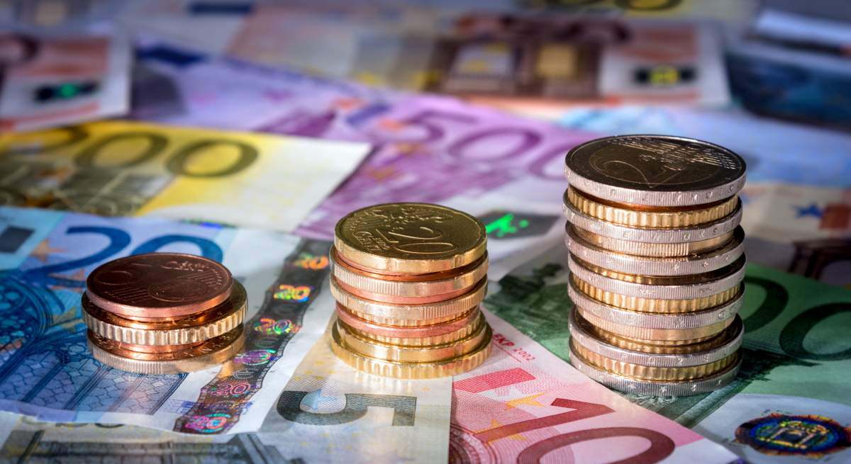 Monedas-billetes-euro-dreamsteam.jpg
