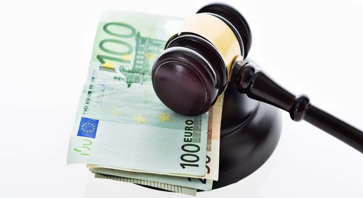 mazo_dinero_Istock.jpg