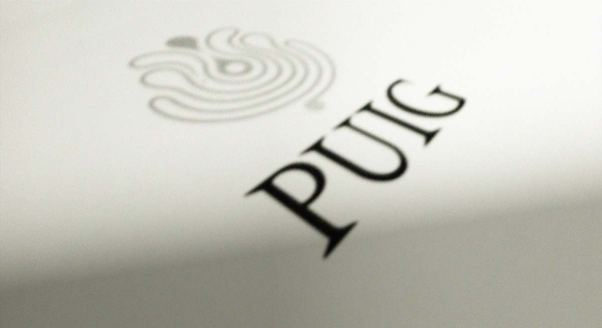 puig-logo-nuevo-fondo-gris.jpg