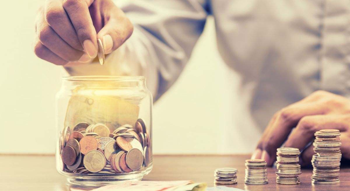 ahorro-edad-dreamstime.jpg
