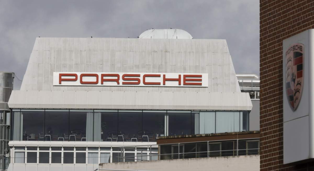porsche.jpg