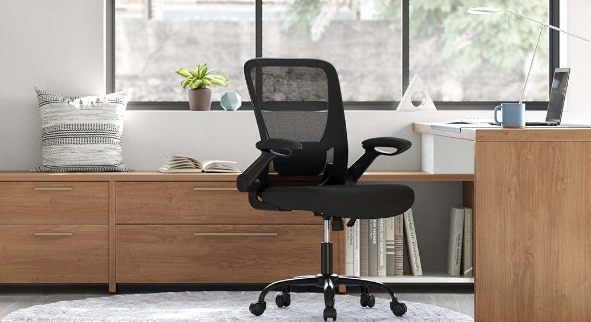 Mejora-tu-postura-y-tu-productividad-con-esta-silla-de-oficina-ahora-con-un-33-de-descuento.jpg