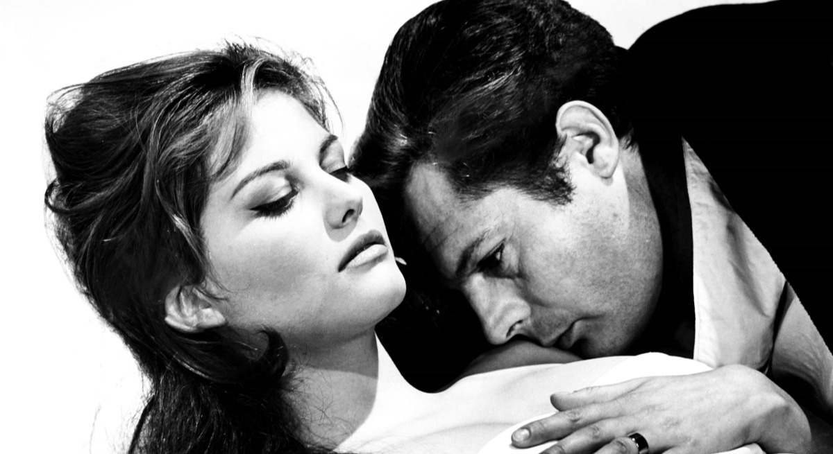 Claudia Cardinale y Marcello Mastroianni. Cordon