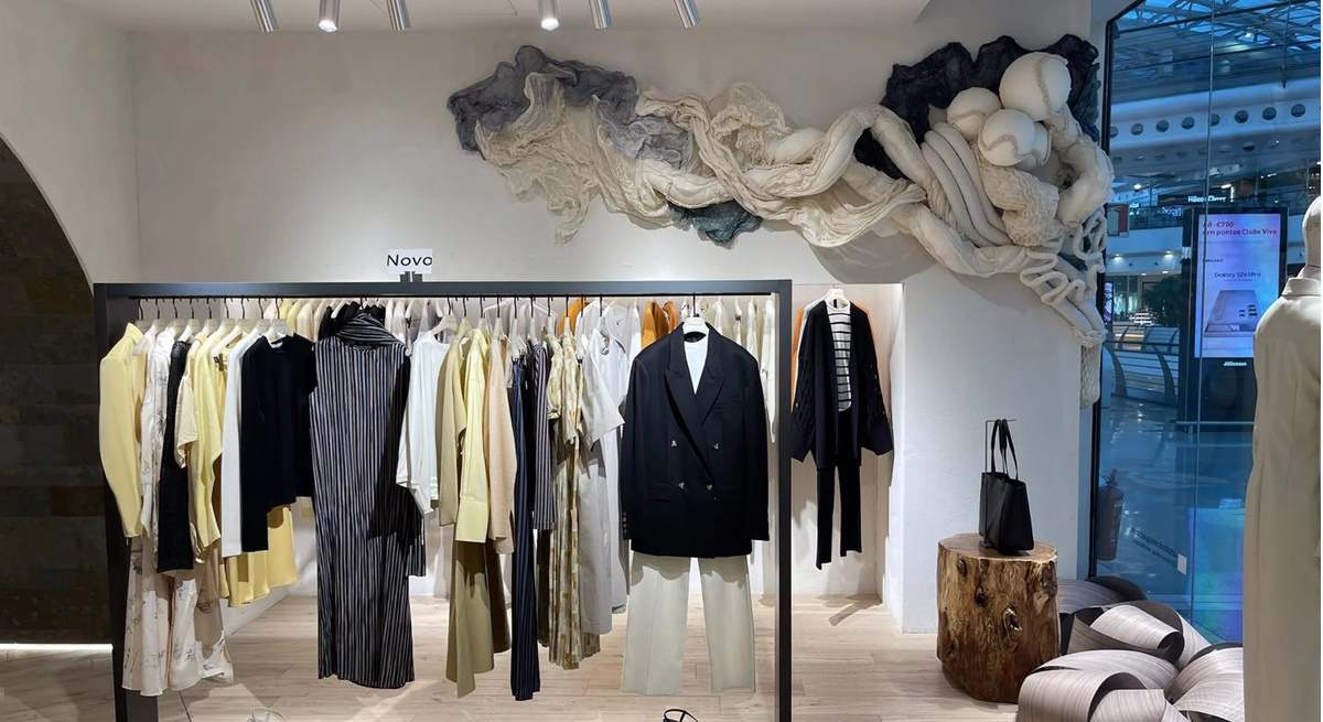 Tienda de Adolfo Domínguez.
