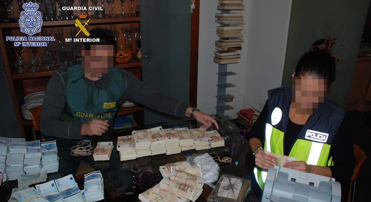 Guardia_Civil_y_Policia_Blanqueo_Capitales_ee.jpg