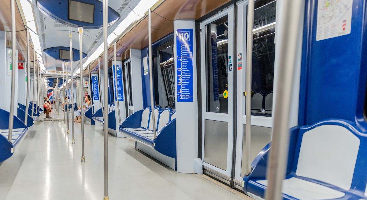Vagón del Metro de Madrid. / Foto: iStock