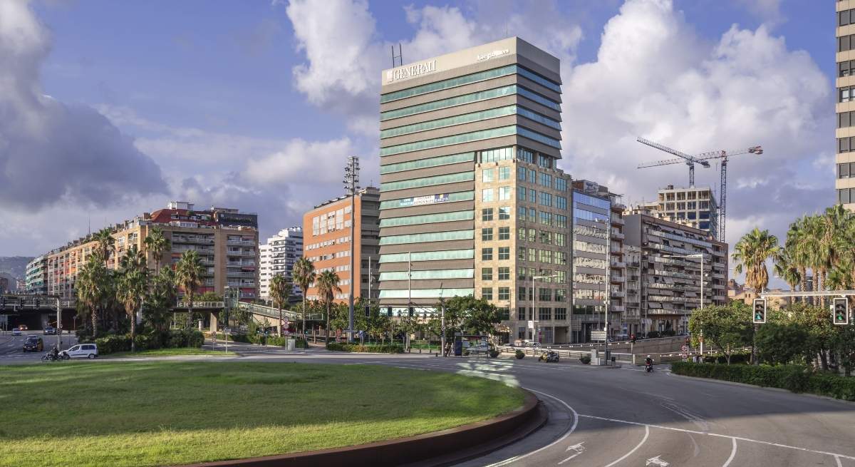 GRAN-VIA-CORTES-CATALANAS-generali.jpg