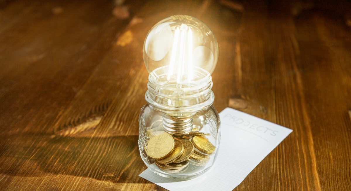 Bombilla-euros-2-istock.jpg