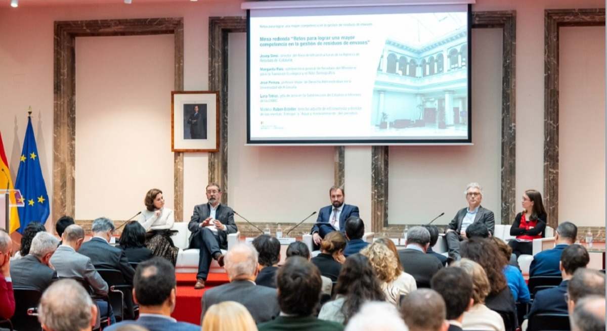 Jornada retos para lograr una mayor competencia en la gestión de residuos de envases