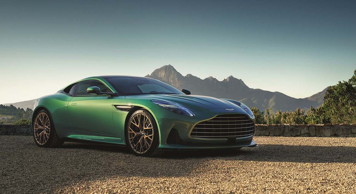 The_New_Aston_Martin_DB12_09.jpg