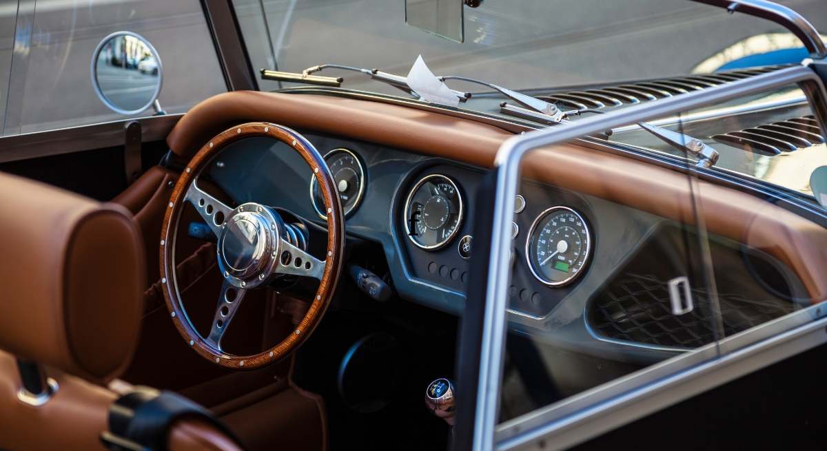 coche-clasico-canva