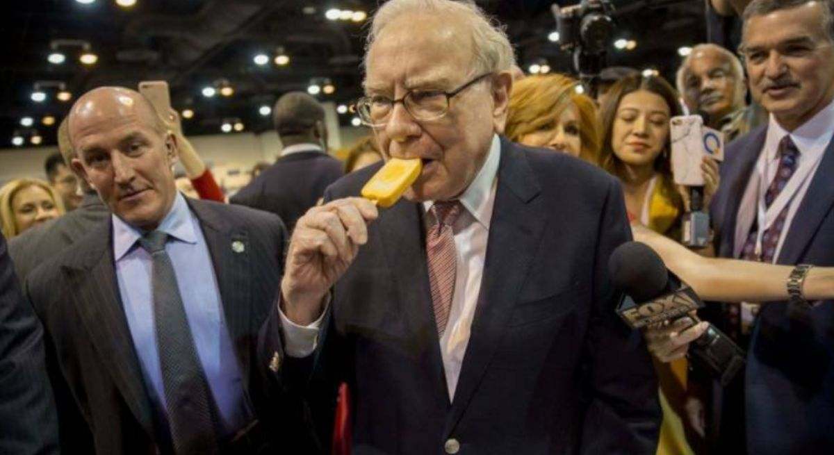 Warren Buffett acaba de cumplir 94 años: estos son sus 6 secretos para la longevidad