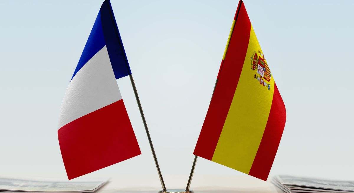 Banderas de Francia y España