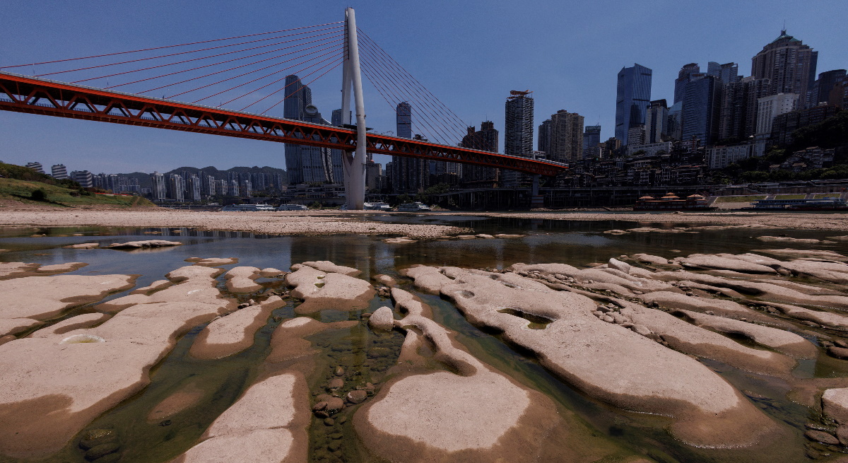 sequia-china-rio-jialing-puente-chongqing-18agosto2022-reuters-1200x655.jpg