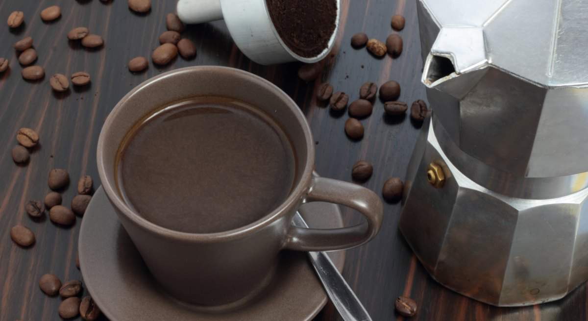 cafe-cafetera-italiana-iStock-528584881.jpg