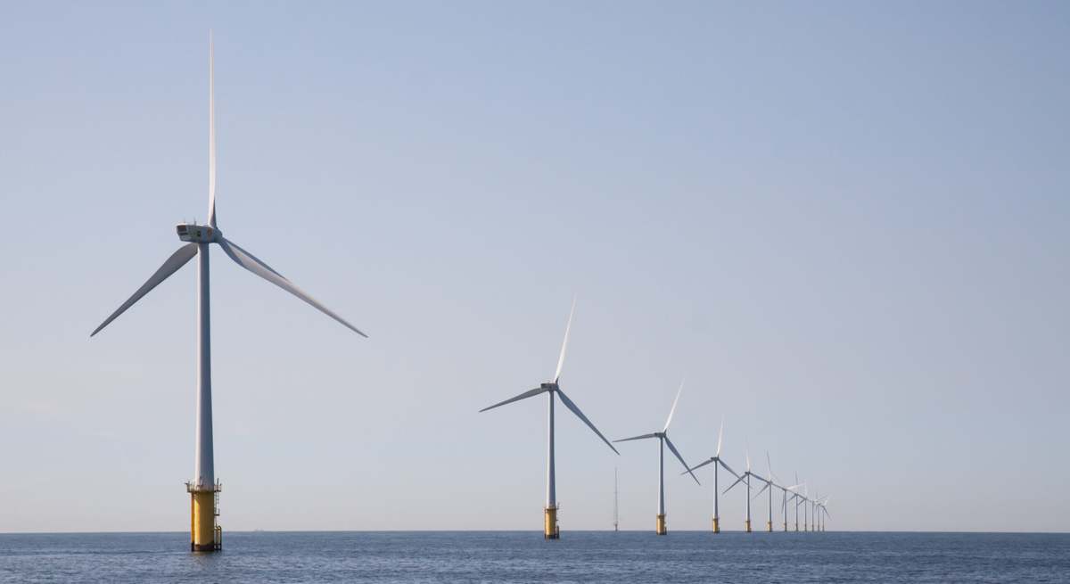 Molinos éolicos de la empresa Grupo Amper