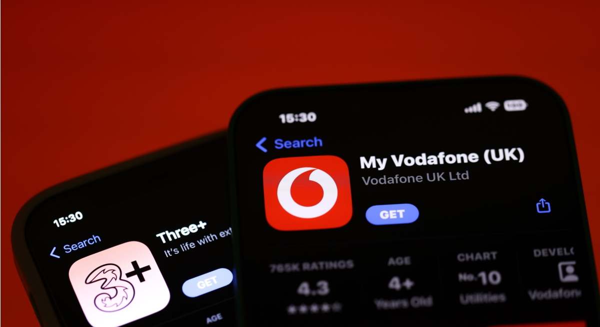 vodafone-uk-Three-uk-bbg.jpg