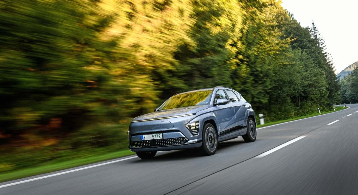 Hyundai_Kona_E_2023_022.jpg