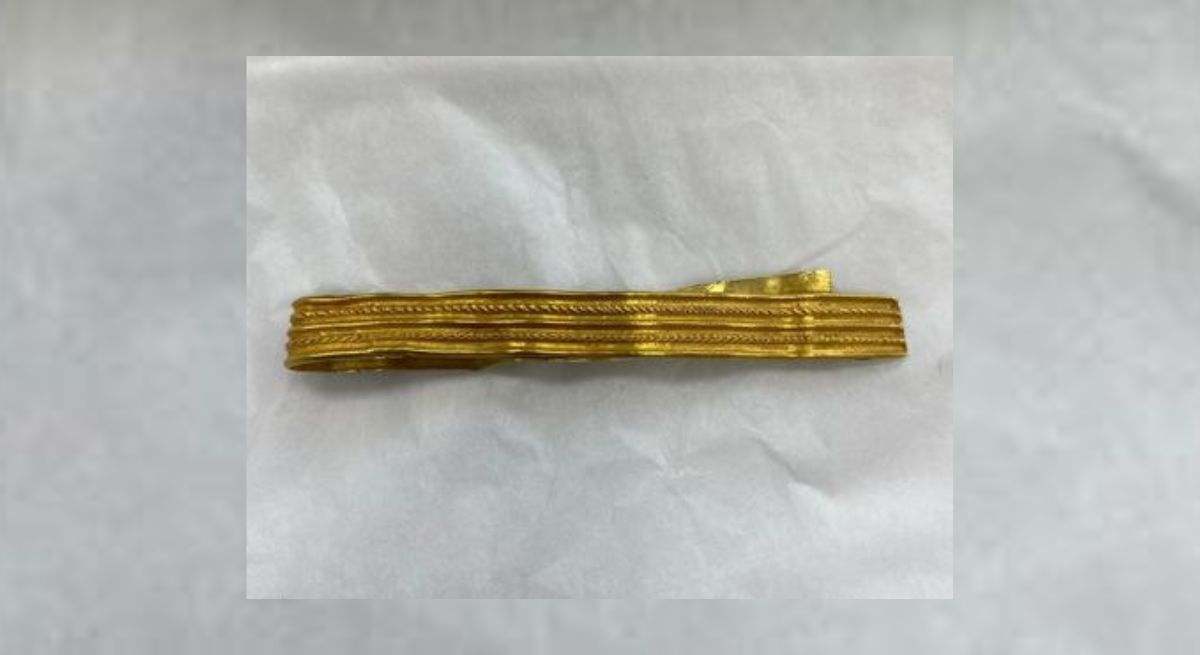 Pulsera de oro de la época romana. / Foto: Chichester District Council