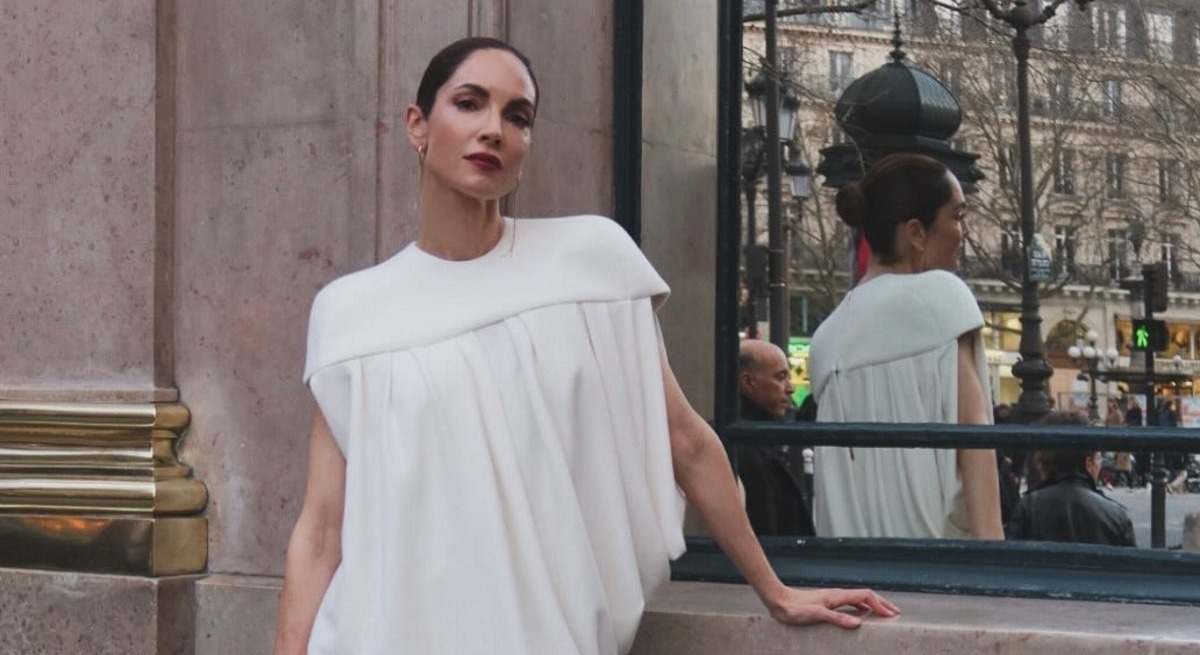 Eugenia Silva deslumbró con un minivestido con corte 'globo' de Louis Vuitton en la Semana de la Moda de París | Instagram