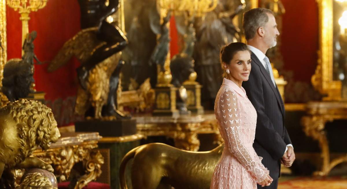 felipe-vi-letizia-12-octubre-1200-2.jpg