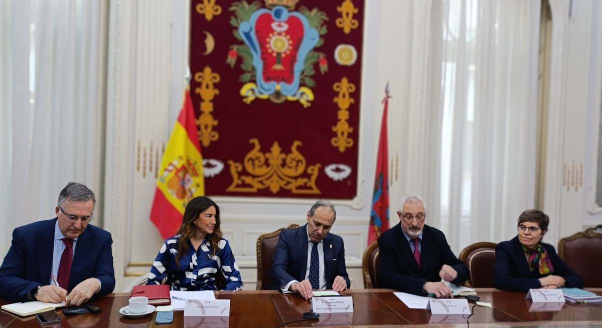 Mesa_Ponentes_Jornada_Ley_Eficiencia_ICAM_ACIJUR.jpg