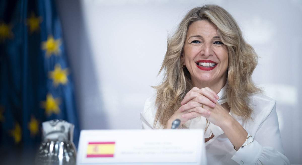 Yolanda-Daiz-riendo.jpg