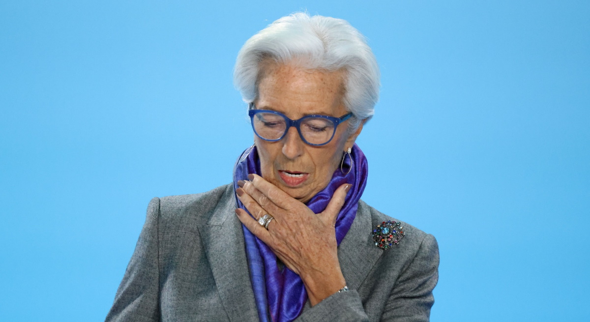 christine-lagarde-presidenta-banco-central-europeo-bce-gesto-rueda-prensa-15diciembre2022-bloomberg-1200x655.jpg