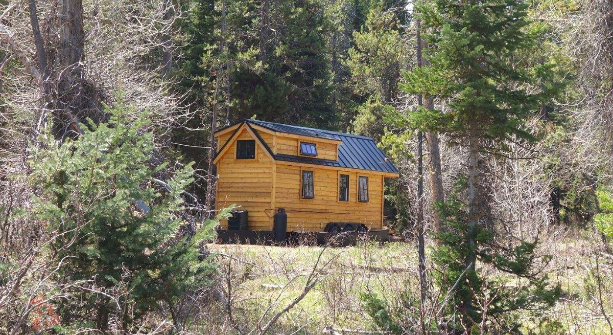 Así es la casa prefabricada que se puede instalar legalmente en un suelo rústico