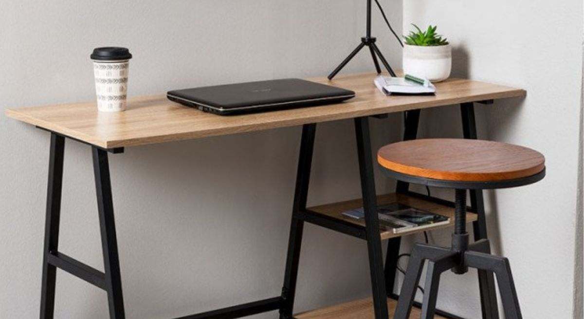 PcComponentes-tira-el-precio-de-esta-mesa-de-escritorio.jpg