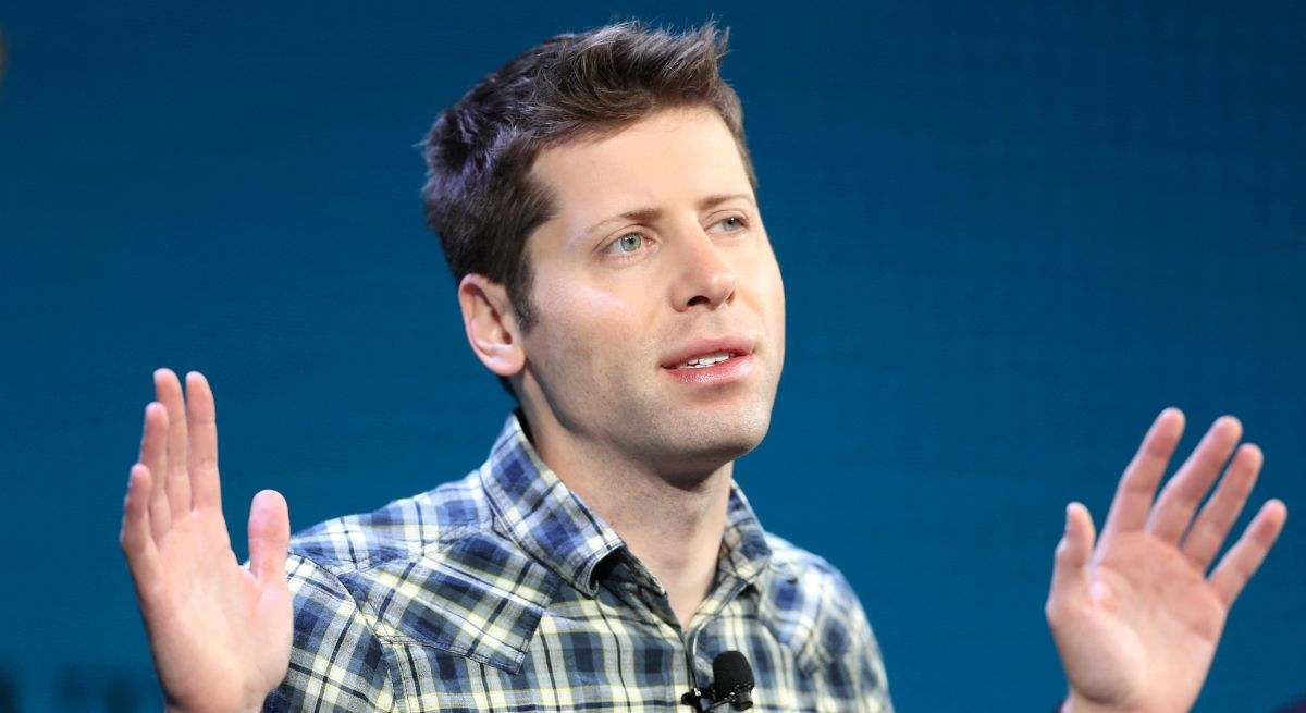 Sam Altman se pisa la cola: la mente detrás de ChatGPT revela nuevos peligros reales de su creación