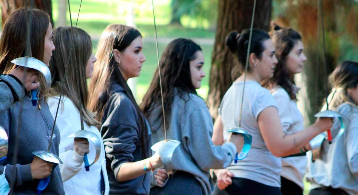 Alumnado-de-IMF-Capitol-trabajando-las-soft-skills_-esgrima.jpg