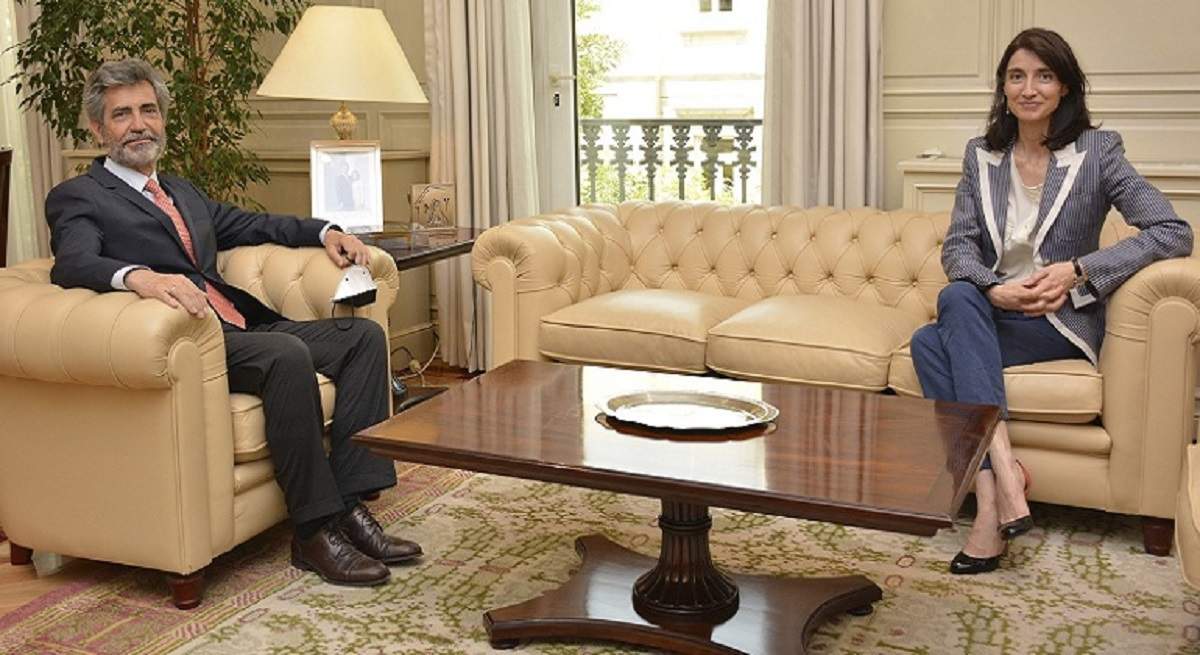1200-x-655-Pilar-Llop-y-Carlos-Lesmes-EFE.jpg