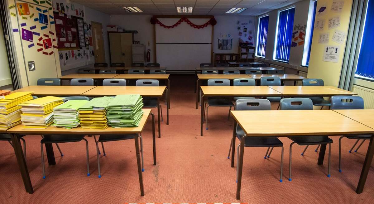 colegio-reino-unido-riesgos-dreamstime-1200x655.jpg