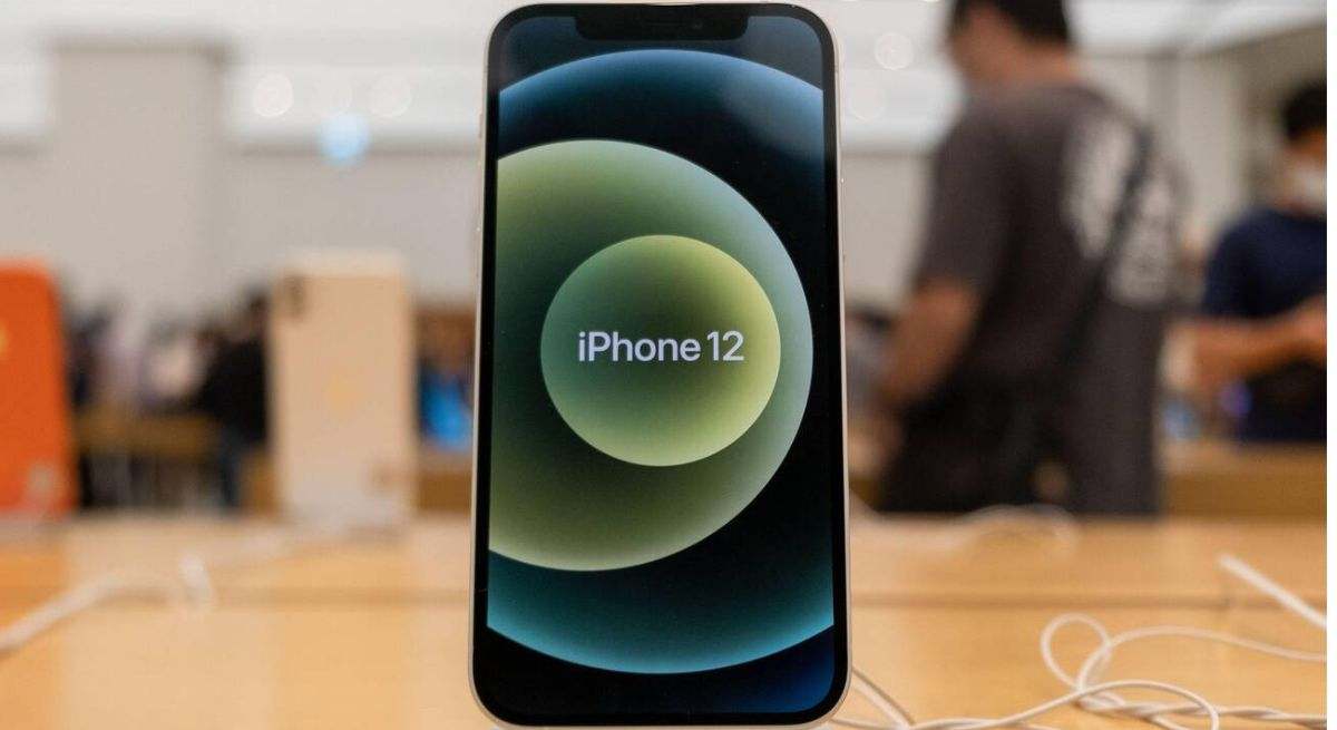 iPhone-12.jpg