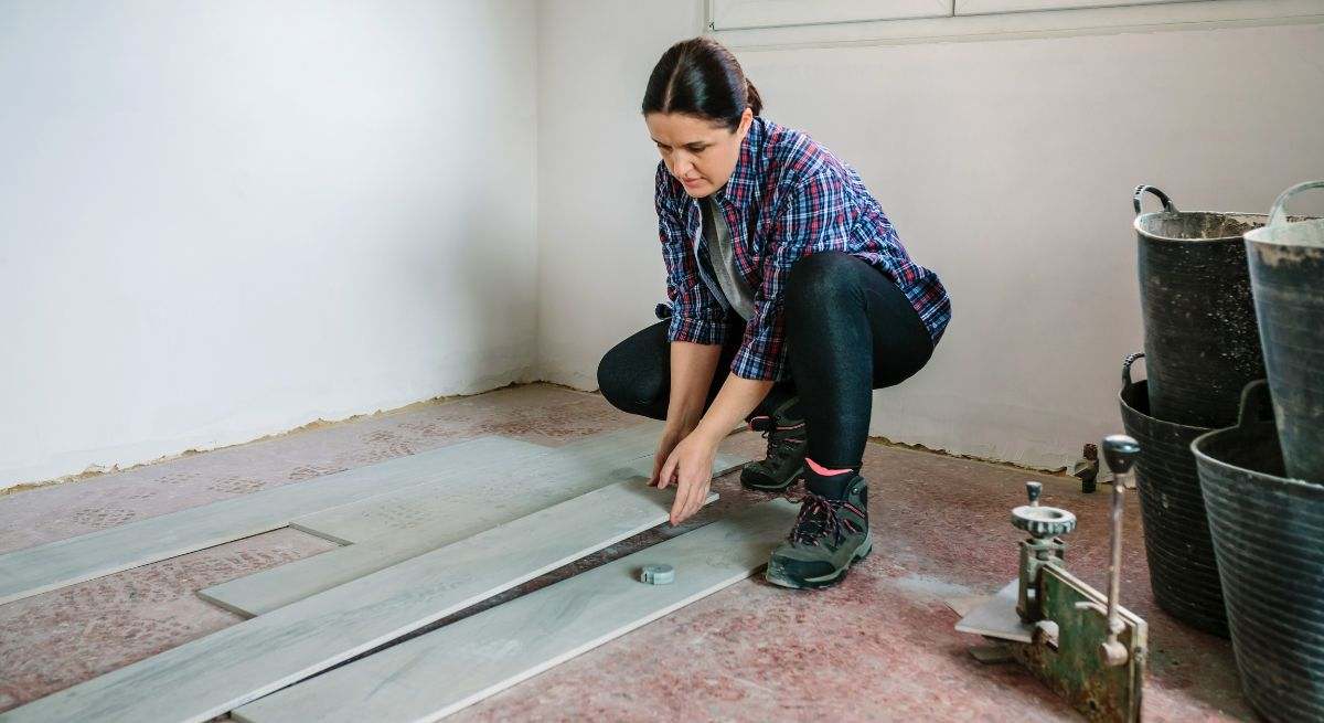 El motivo por el que nunca tienes que comprar un piso de segunda mano con una entrada esquinera, según un arquitecto