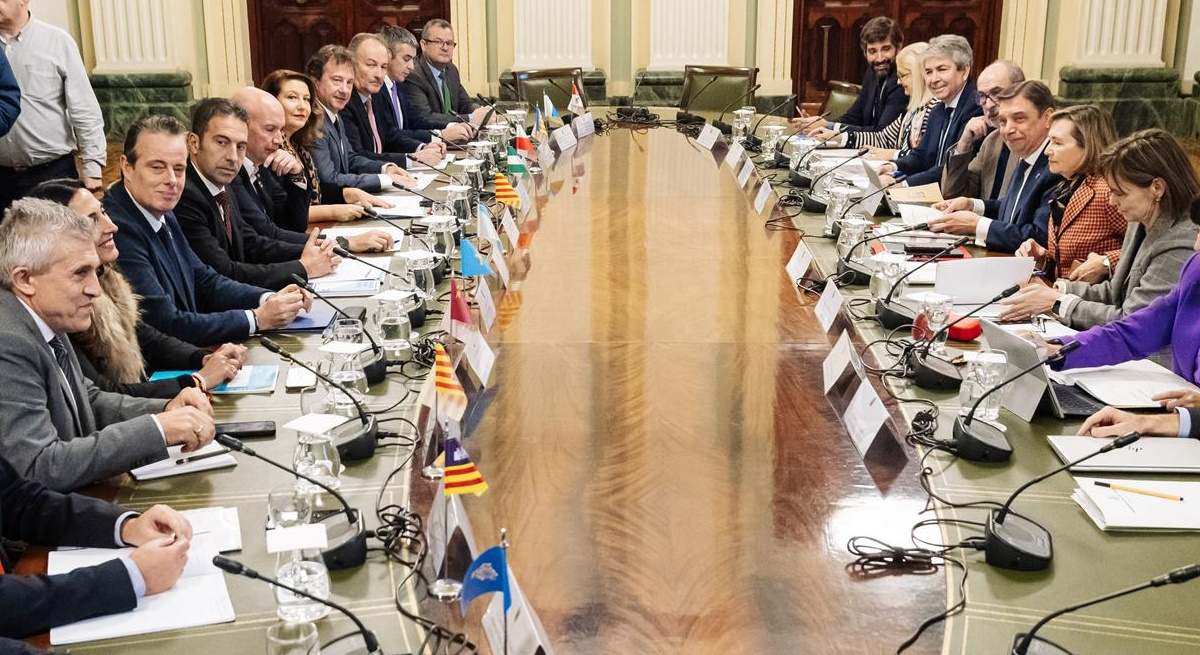 Reunión de consejeros de Pesca de las CCAAA con el ministro Planas.