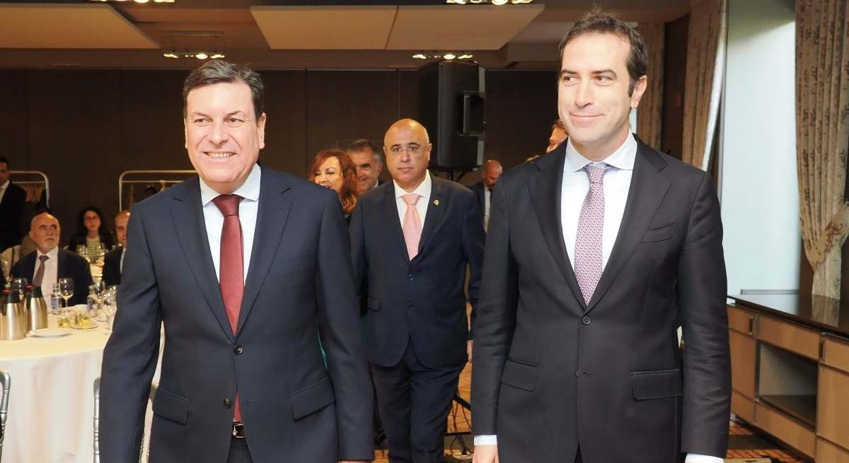 Carlos Fernández Carriedo, consejero de Economía CyL, y Carlos Cuerpo