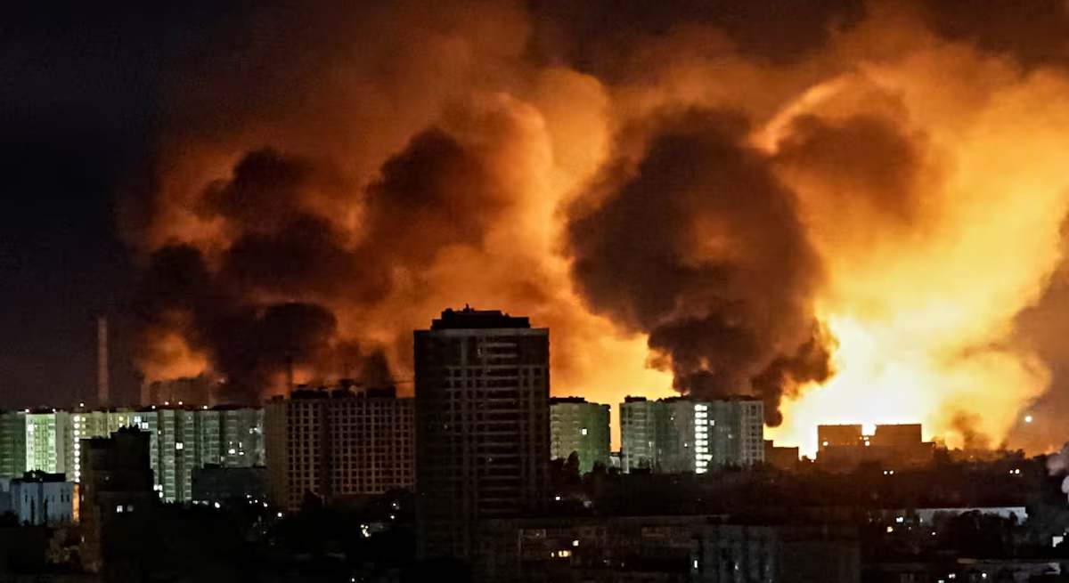 Consecuencias del último ataque ruso a Kiev / Reuters