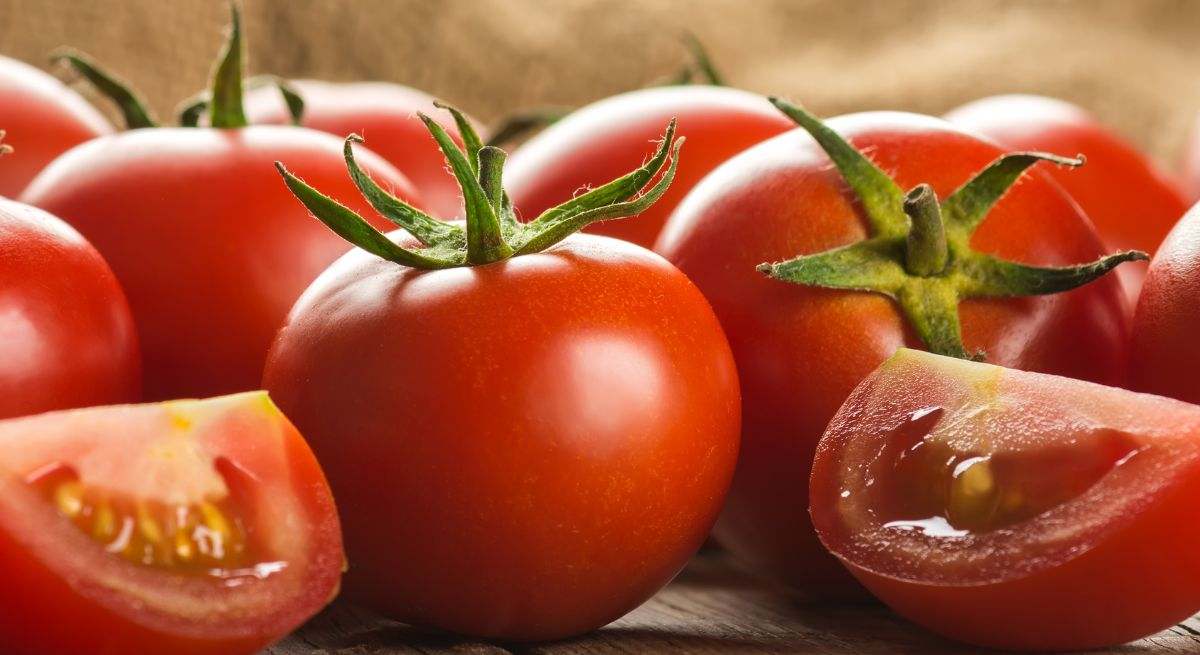 El tomate es uno de los productos que no puede faltar en los hogares españoles