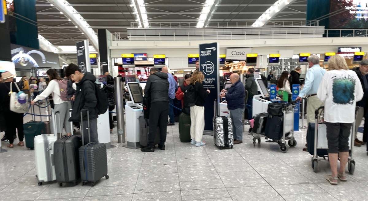 Viajeros en el aeropuerto de Heathrow / EP