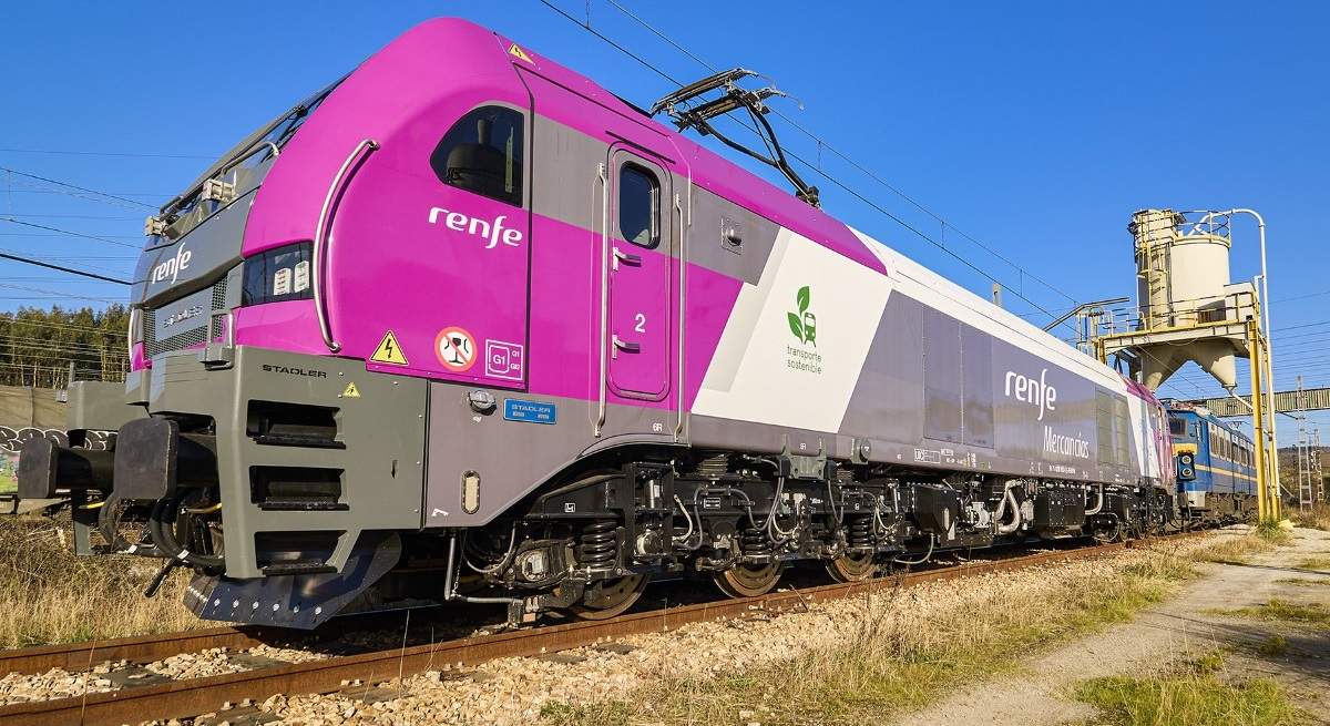 thumbnail_3-LOCOMOTORA.jpg